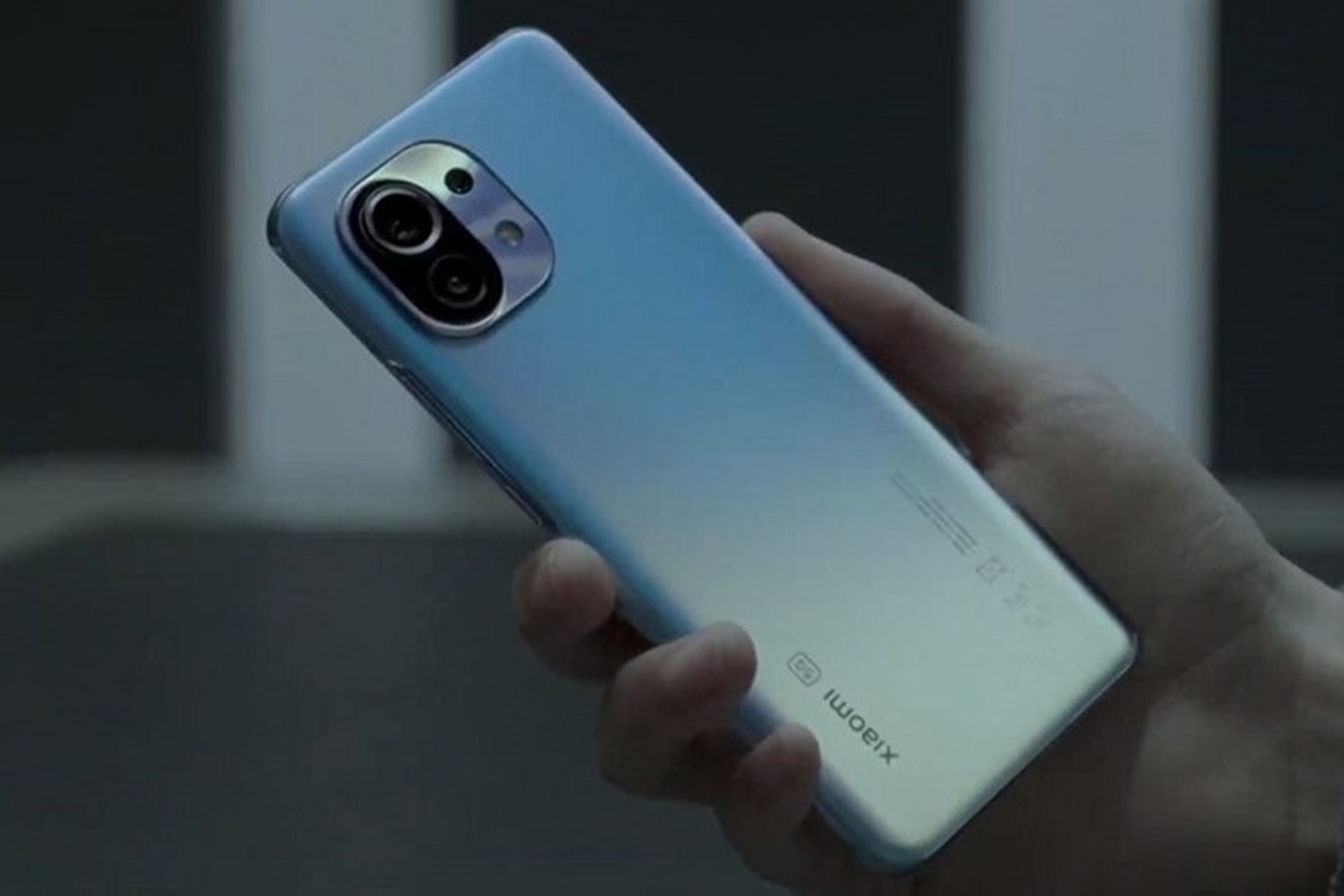 Xiaomi Mi 11 chính thức ra mắt trên thị trường toàn cầu, giá 20.8 triệu đồng