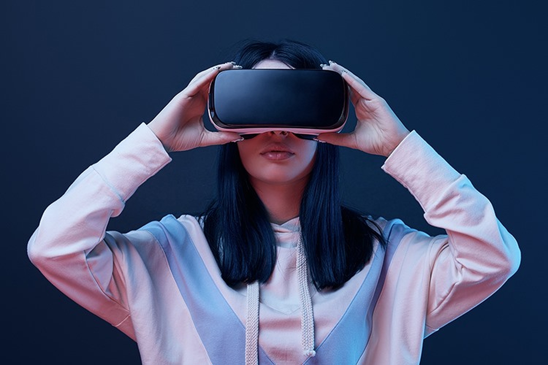 Kính thực tế ảo AR/VR của Apple sẽ có giá hơn 2,000 USD, hiệu suất giống M1 Pro