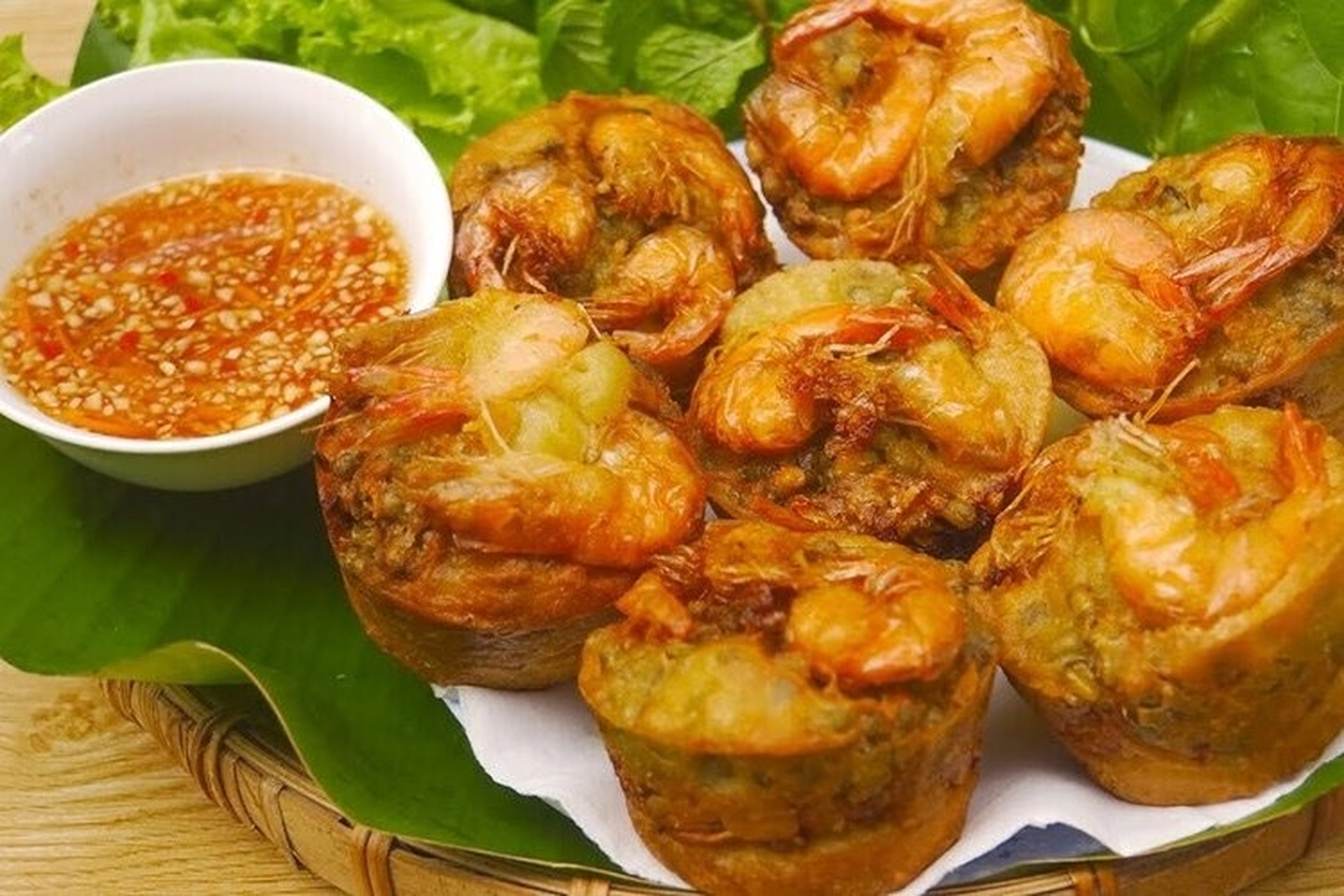 Bánh Cống Cần Thơ - Hương Vị Đặc Trưng Của Miền Tây