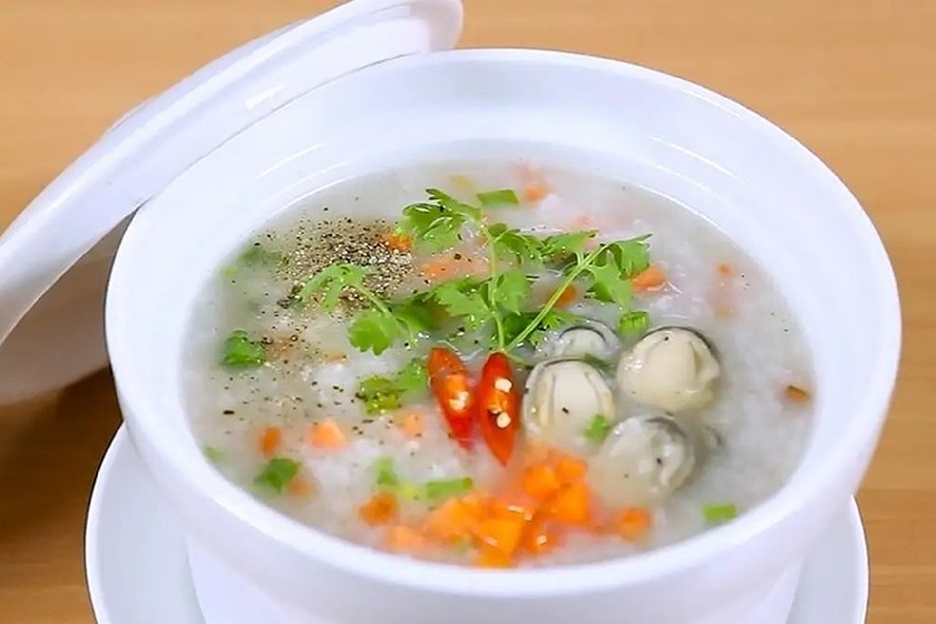 Mách bạn 2 công thức nấu cháo chay thanh đạm, dễ làm mà lại giàu chất dinh dưỡng