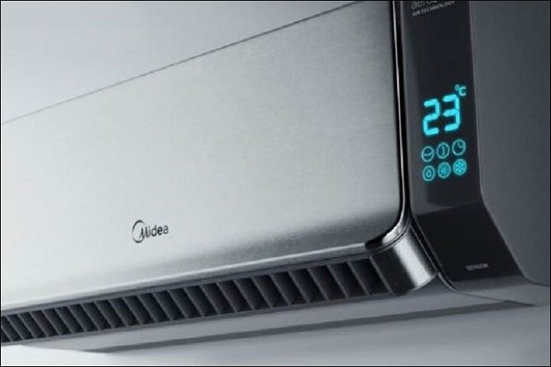 Điều hòa Midea nháy đèn run 4 lần là lỗi gì? Nguyên nhân và cách khắc phục tại nhà