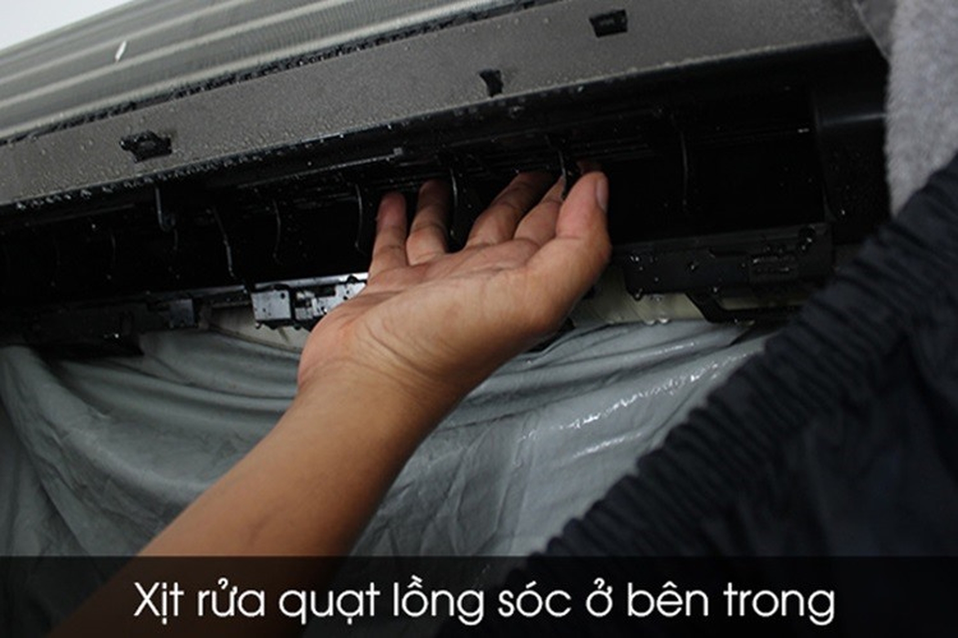 Cách vệ sinh cục nóng lạnh máy lạnh để duy trì hiệu suất và tuổi thọ của thiết bị 