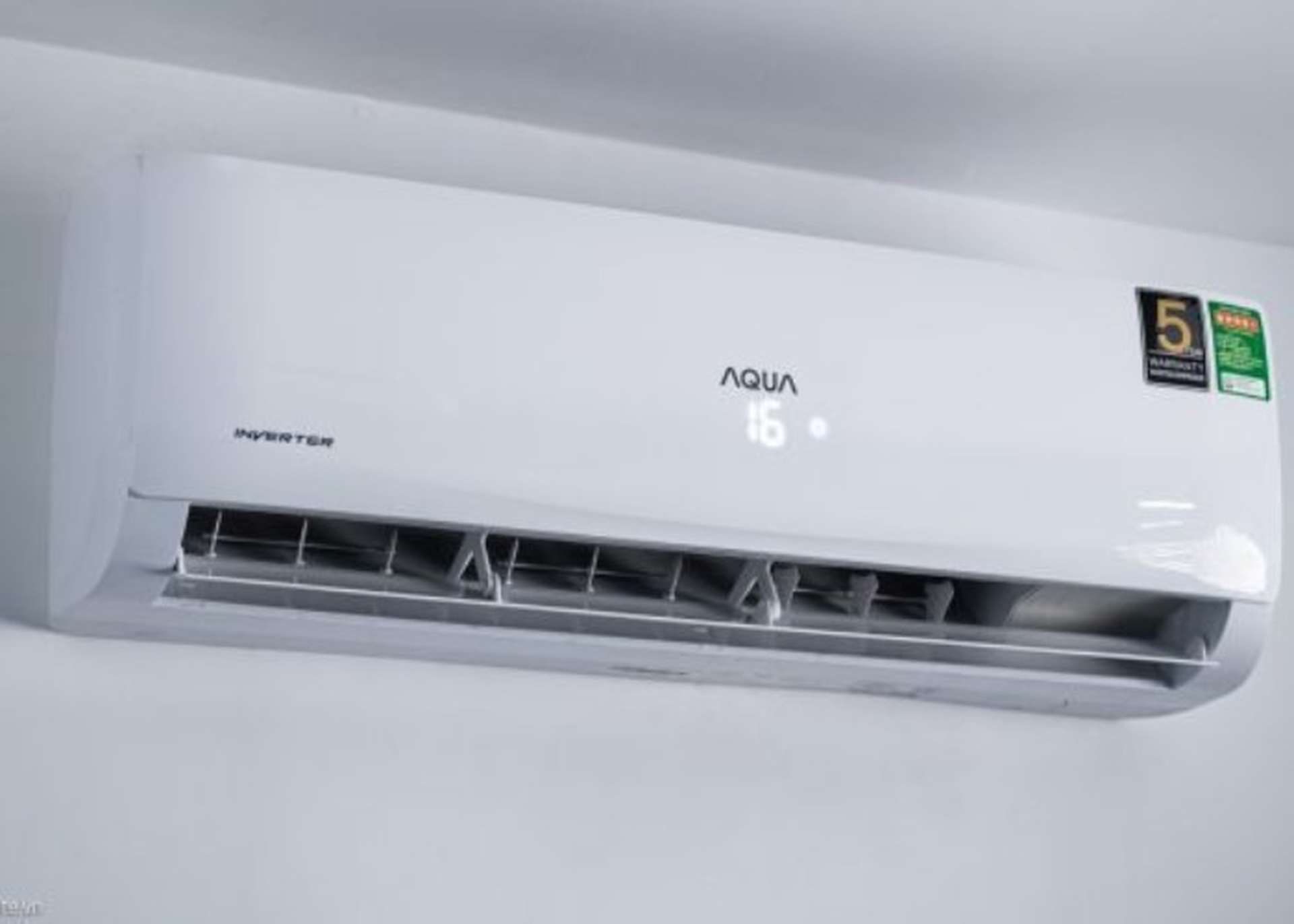 Giải thích ý nghĩa của các mã lỗi máy lạnh AQUA thường gặp và hướng dẫn cách khắc phục 