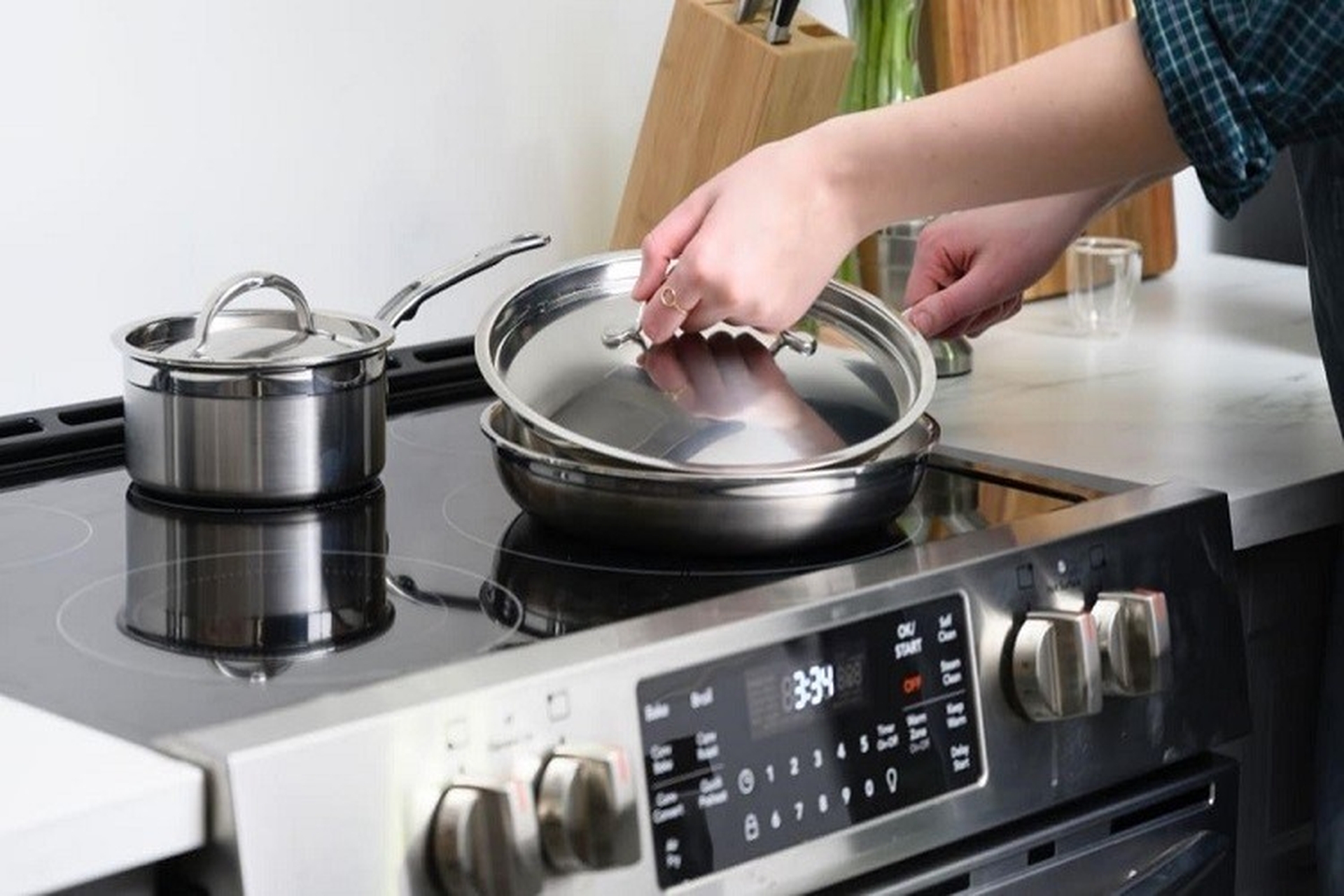 Bếp từ dùng nồi gì? Cách chọn nồi chảo phù hợp với bếp từ