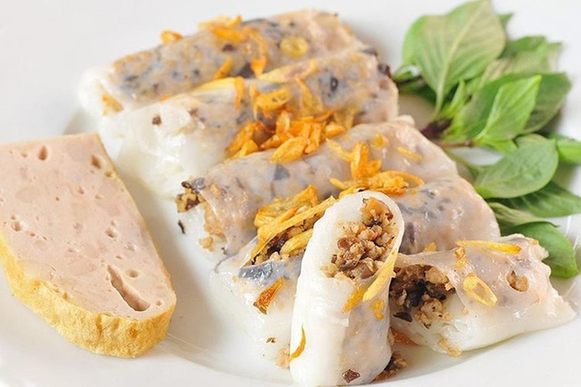 Cách làm bánh cuốn bằng chảo chống dính tại nhà ngon chuẩn vị