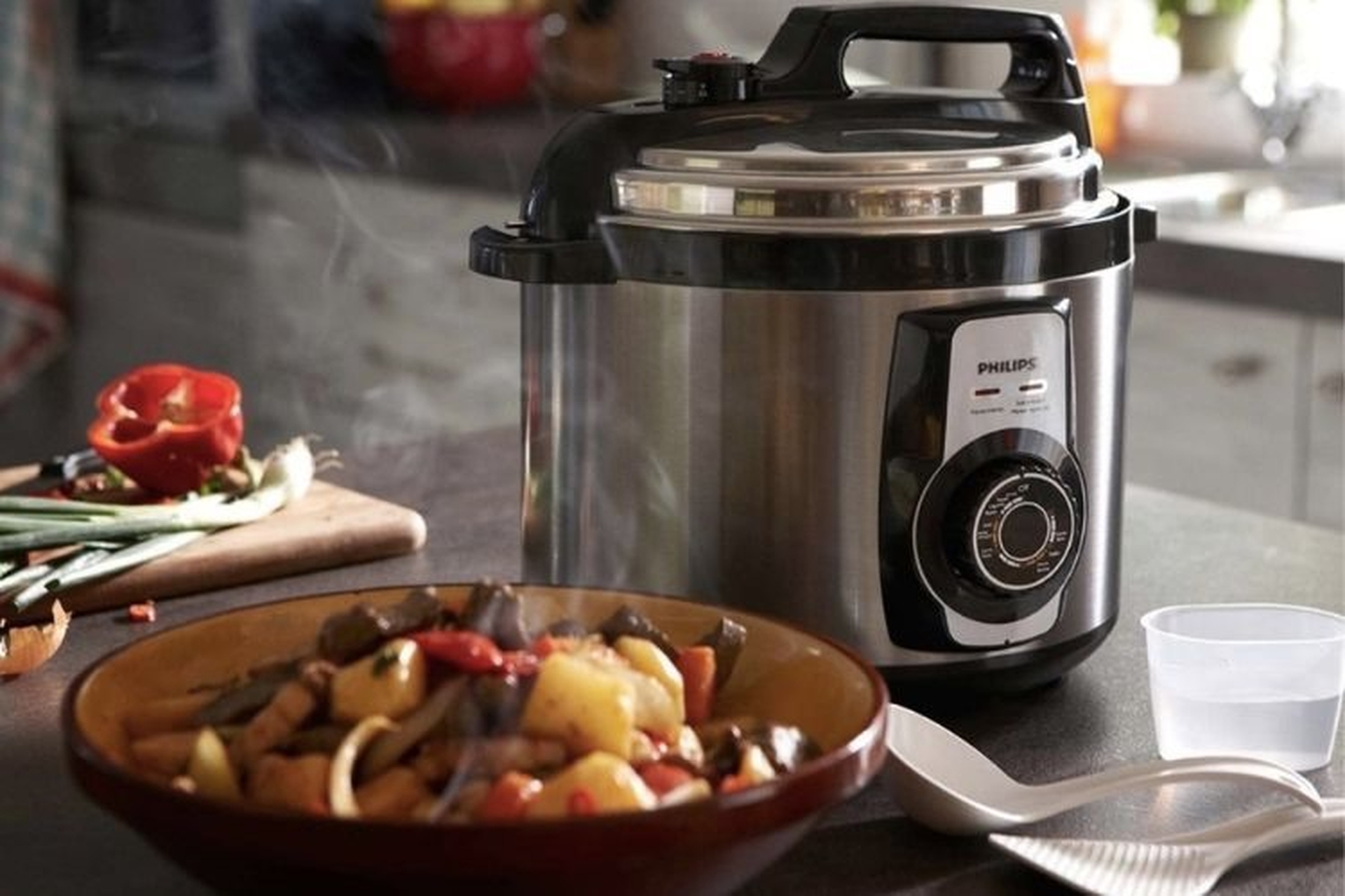 Đánh giá nồi áp suất điện Philips: Tất tần tật những ưu điểm cần biết