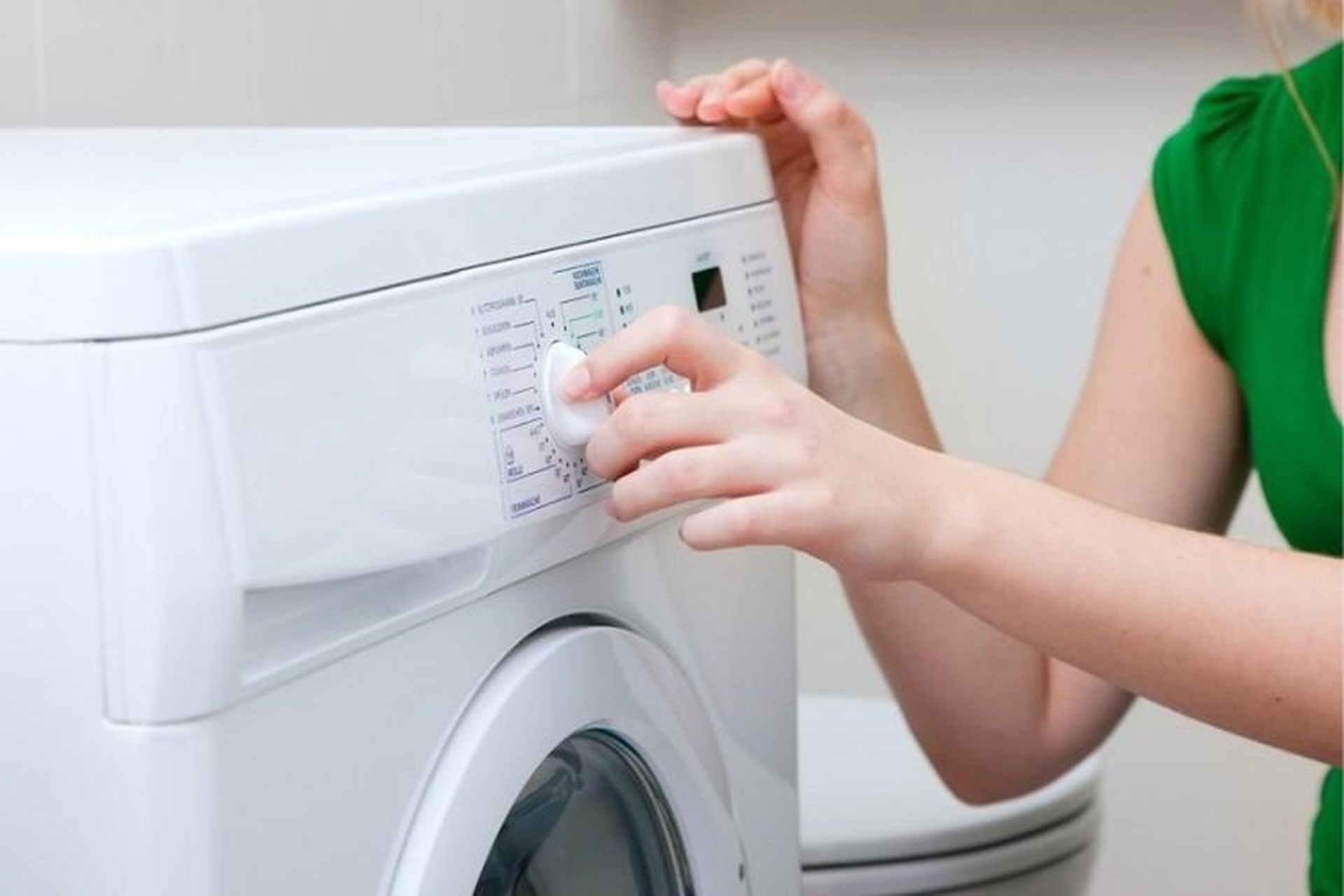 Cách sử dụng máy giặt Toshiba 9.5kg đơn giản và điều chỉnh theo từng nhu cầu sử dụng