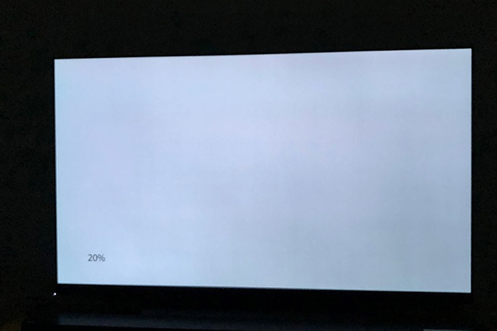 Tivi Samsung bị trắng màn hình là lỗi gì? Nguyên nhân và cách xử lý lỗi này ra sao?