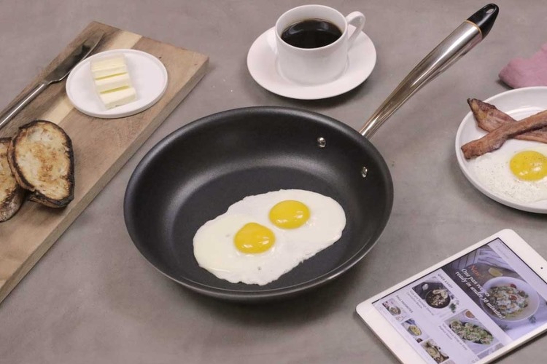 Top 7 chảo chống dính Whitford an toàn, tiện lợi, giá tốt, đang bán chạy tại FPT Shop