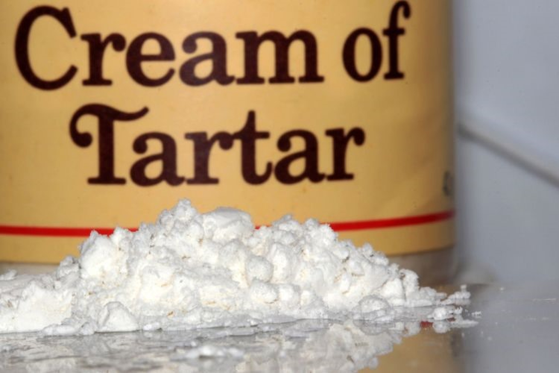 Cream of tartar là gì? 5 Công dụng tuyệt vời của nguyên liệu này giúp bạn vào bếp thật dễ dàng