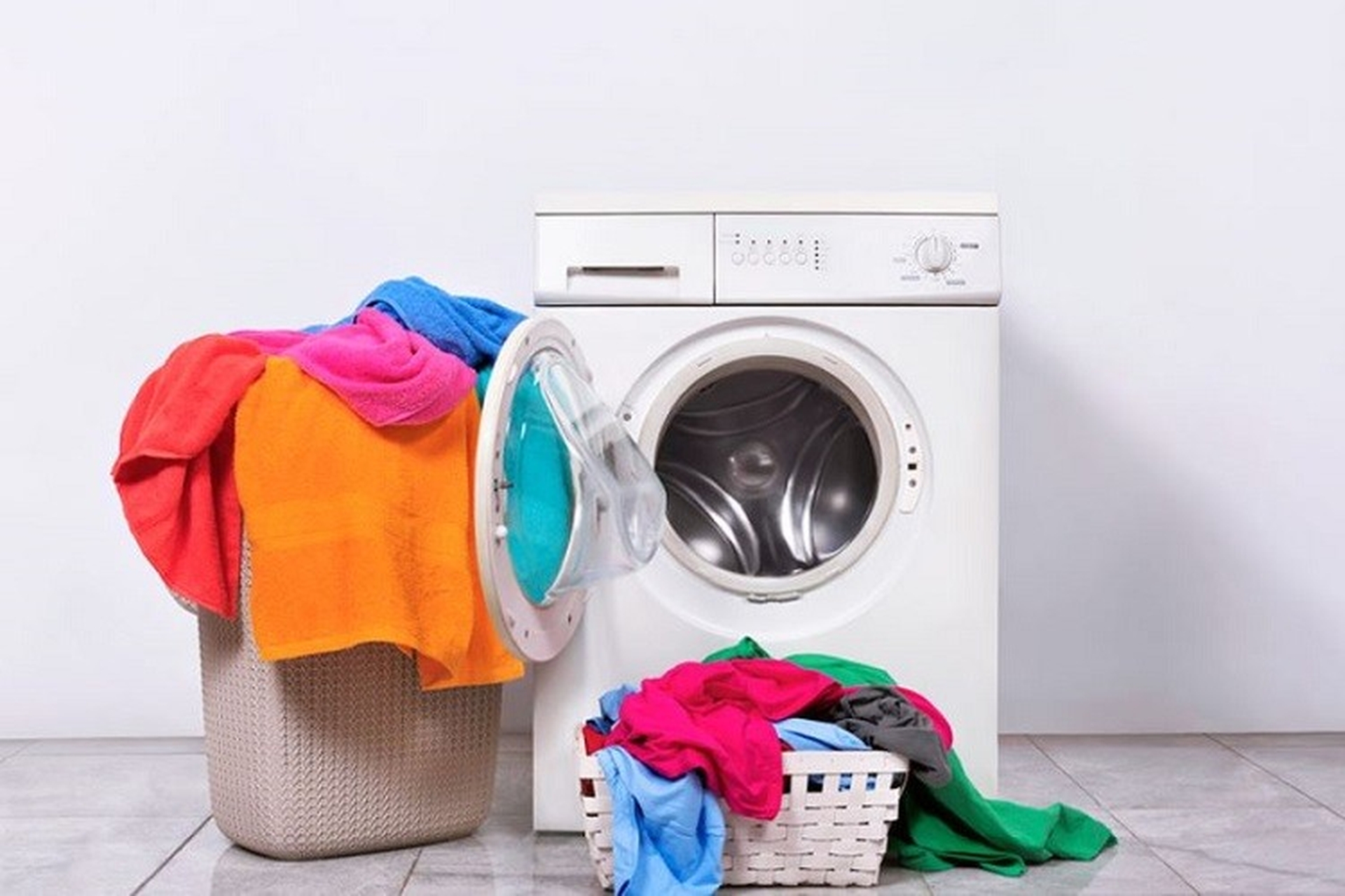 Máy giặt kêu két két là bị làm sao? Nguyên nhân phổ biến và hướng dẫn cách xử lý
