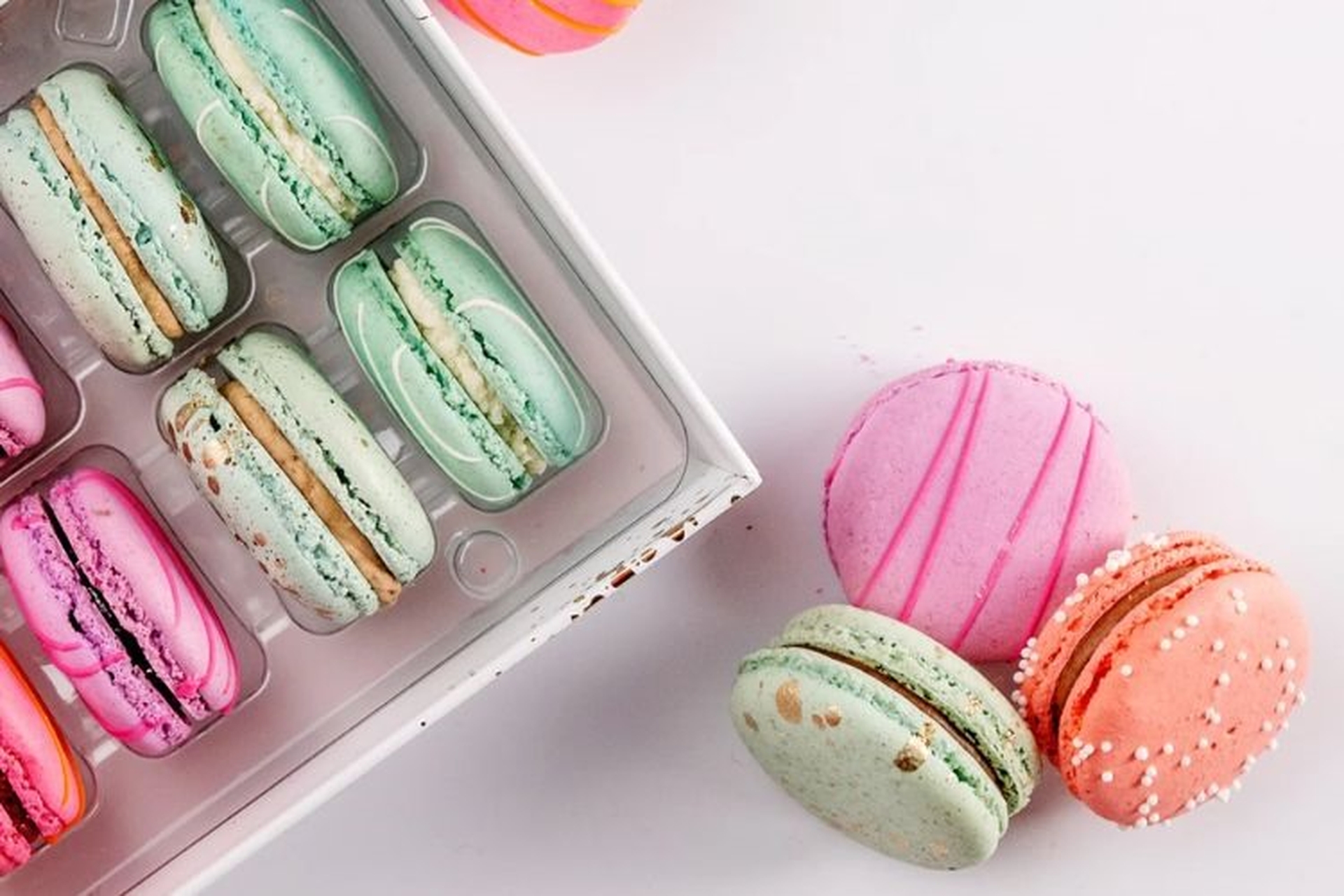 Macaron là bánh gì? Nguồn gốc của bánh và những vị thơm ngon