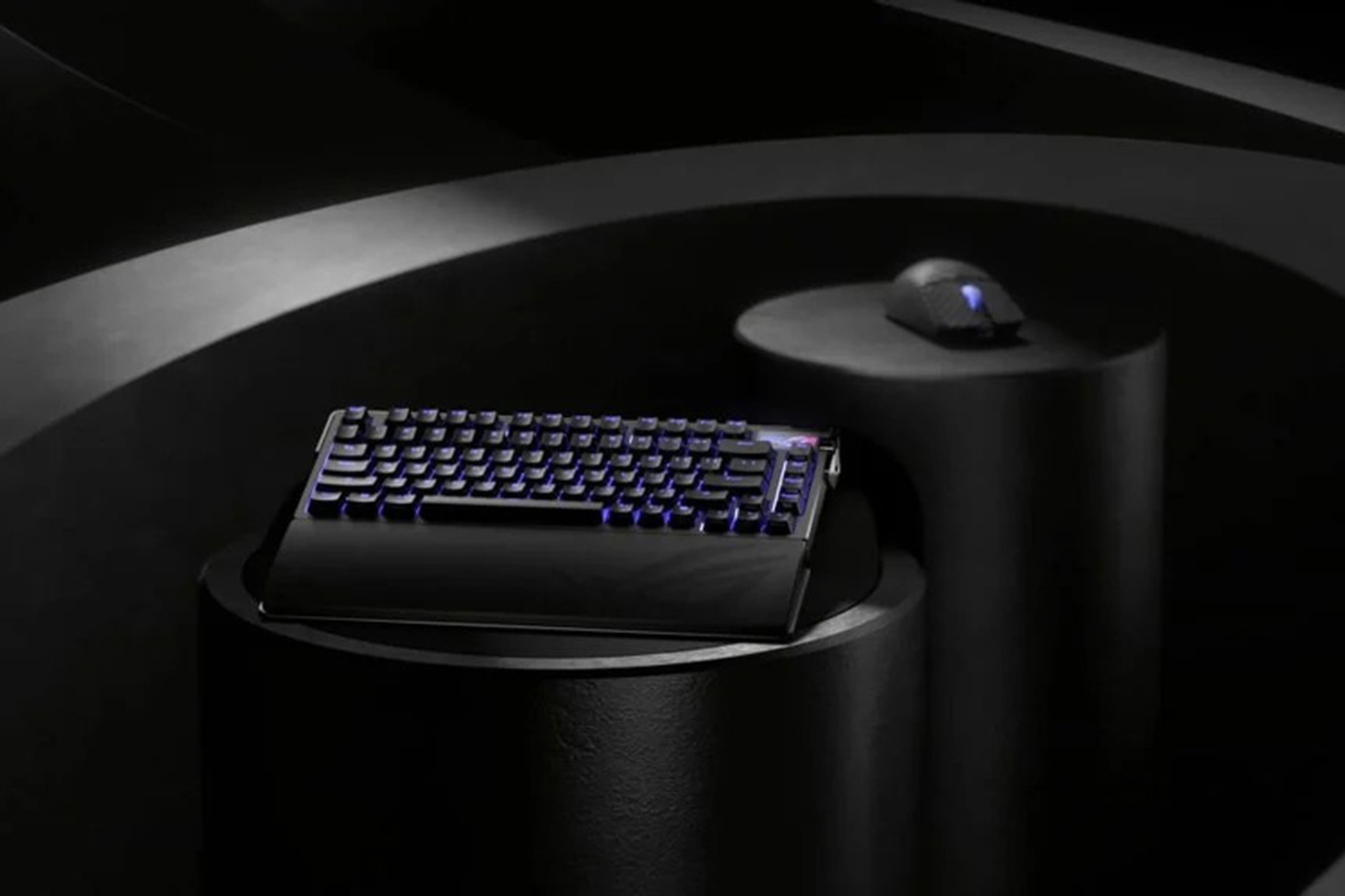 ASUS ra mắt mẫu bàn phím gaming ROG với giá ngang ngửa một chiếc RTX 4070