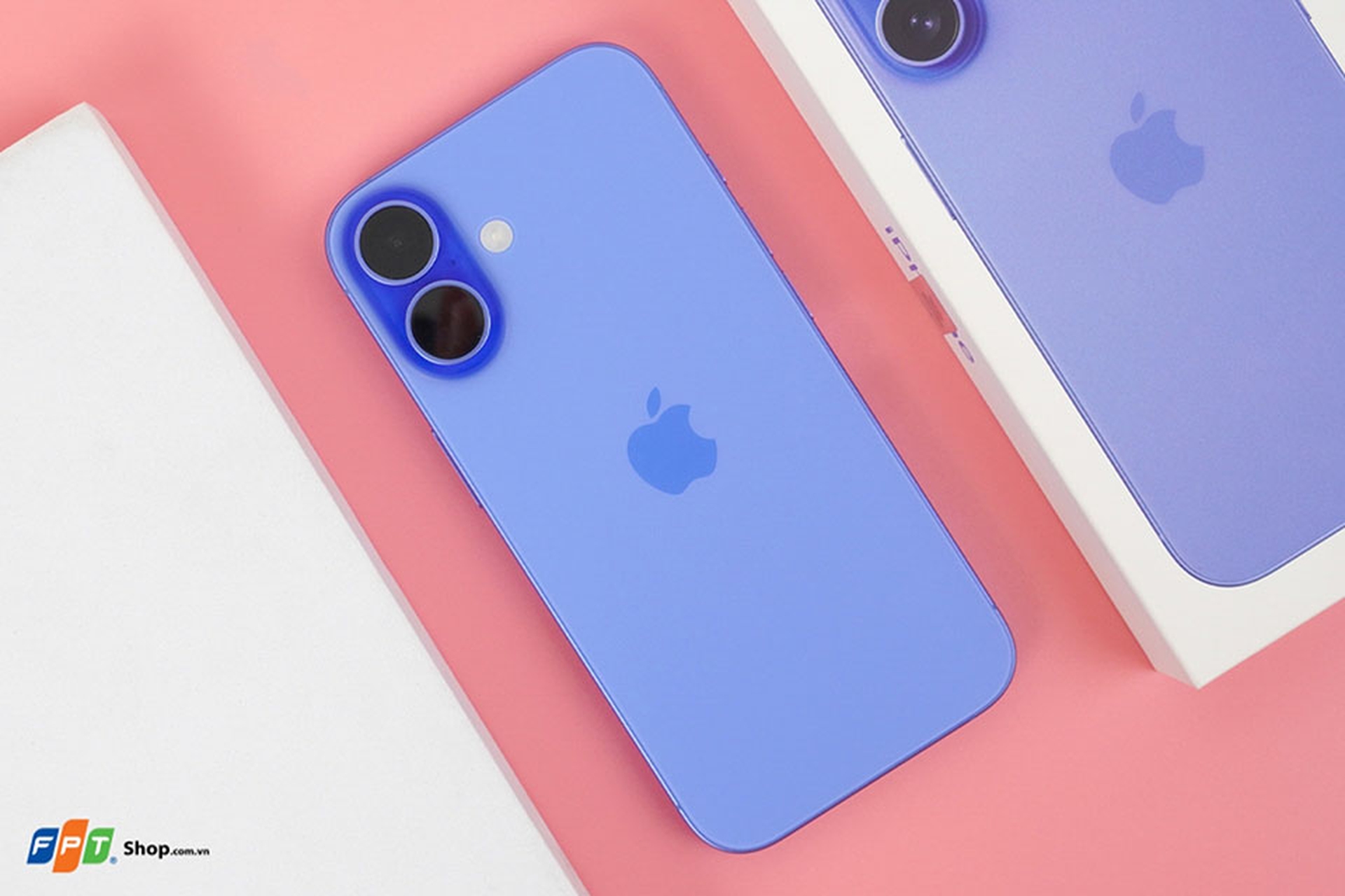 Top 7 điện thoại iPhone giảm giá Valentine 2025 tại FPT Shop: Cơ hội tốt cho iFan để lên đời dế yêu
