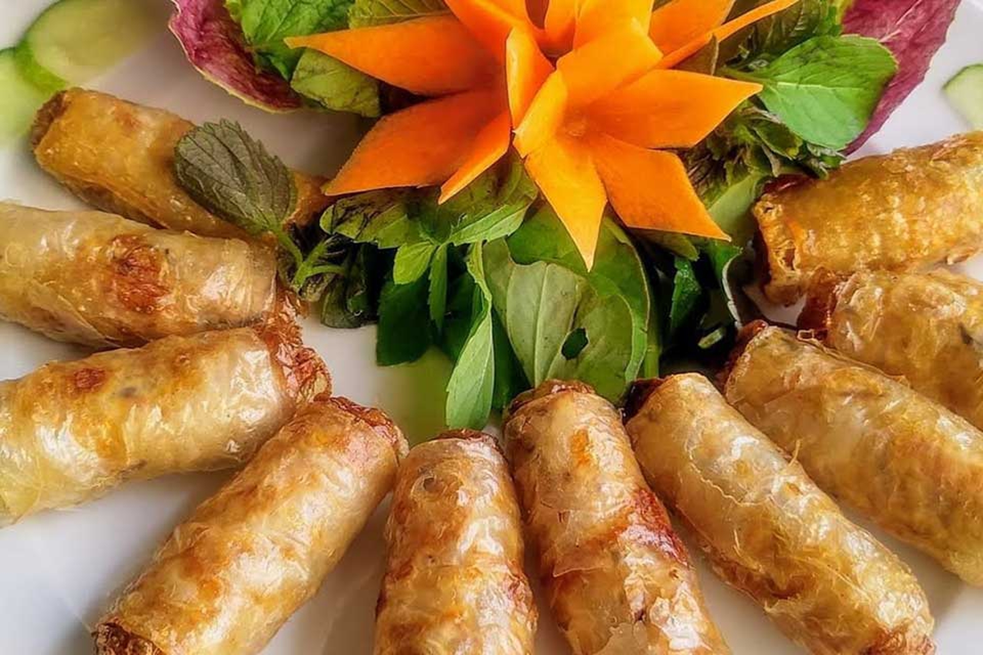 Học ngay công thức làm nem cá quả với hương vị đậm đà và giòn thơm khó cưỡng