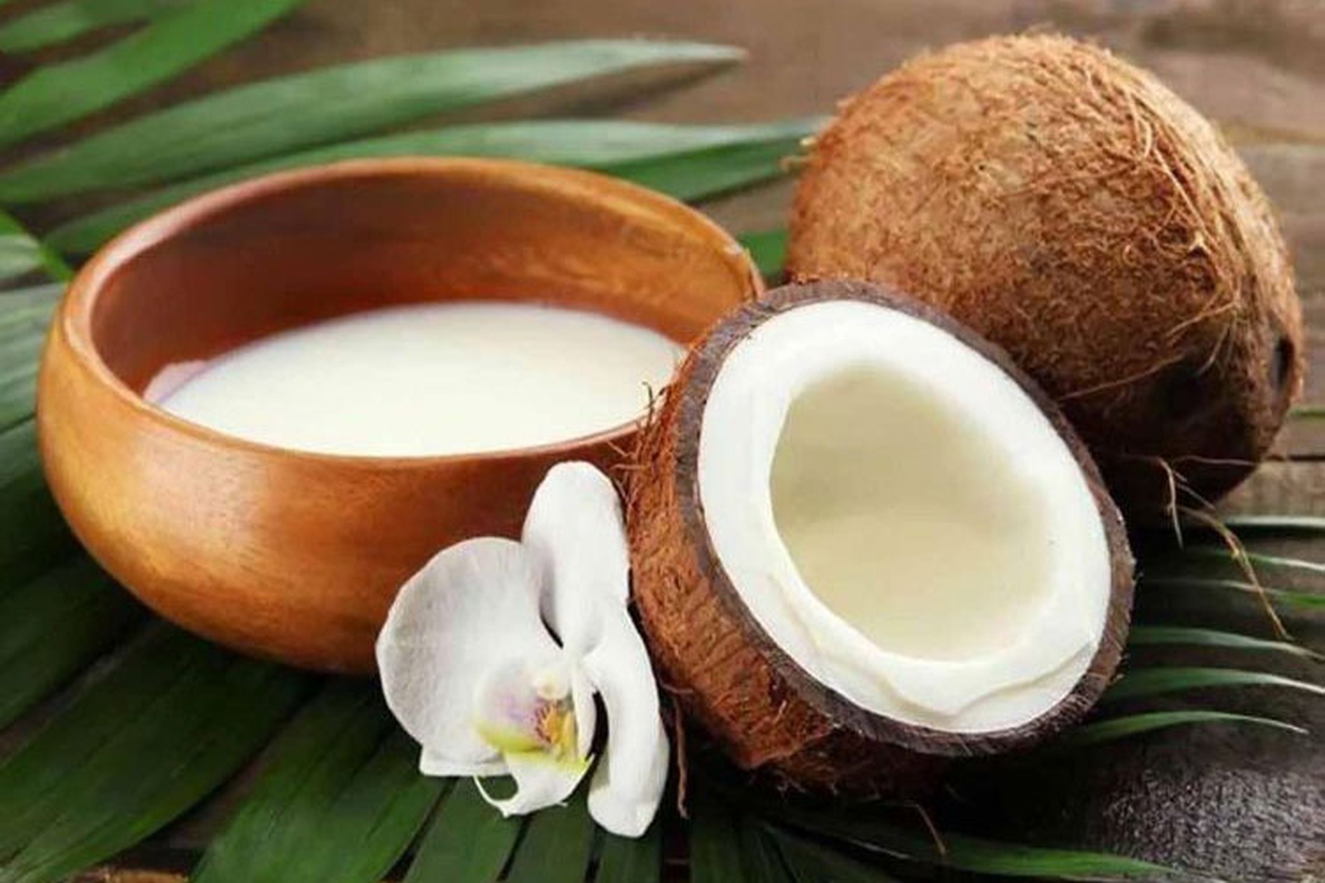 Nước cốt dừa bao nhiêu calo? Cách sử dụng nước cốt dừa mà không lo tăng cân hiệu quả
