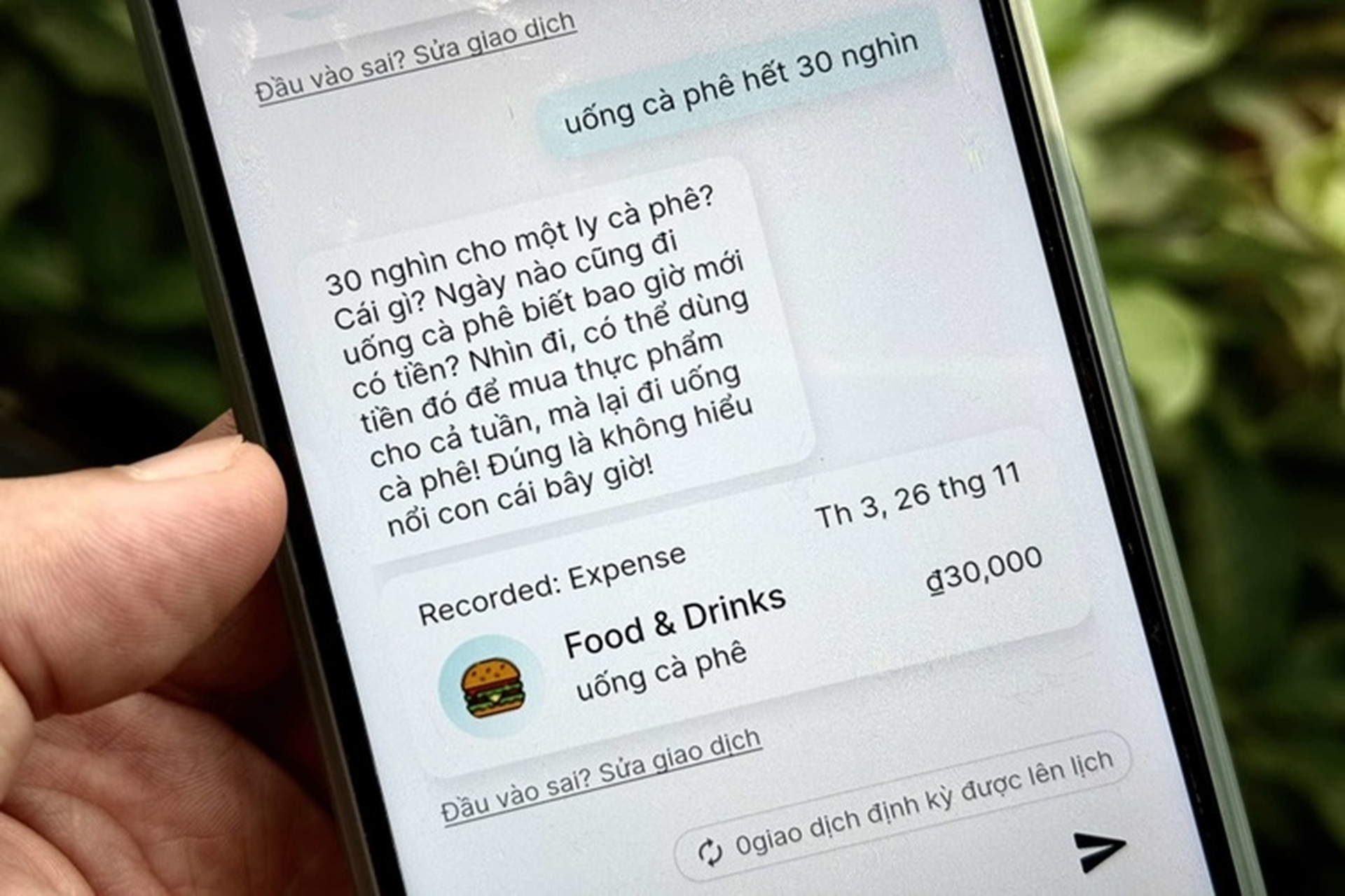 Cách quản lý chi tiêu bằng Rolly AI ngay trên điện thoại: Giải pháp tài chính cá nhân trong thời đại số
