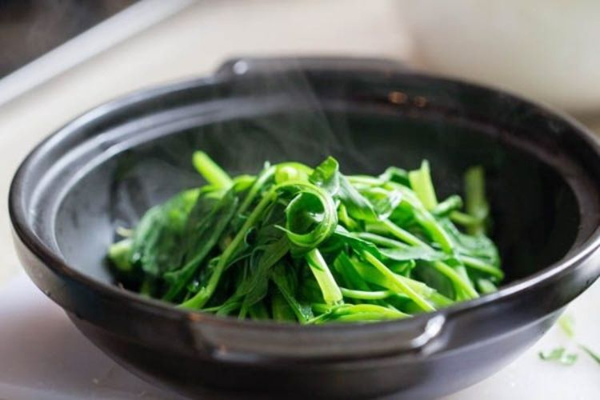 Tổng hợp những sai lầm khiến rau luộc mất ngon, giảm giá trị dinh dưỡng, thêm độc hại