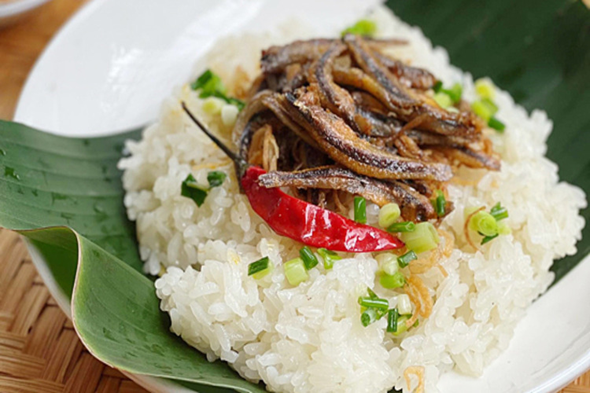 Xôi cá khô Nha Trang với hương vị dân dã đậm đà, món ăn nhất định phải thử khi đến phố biển