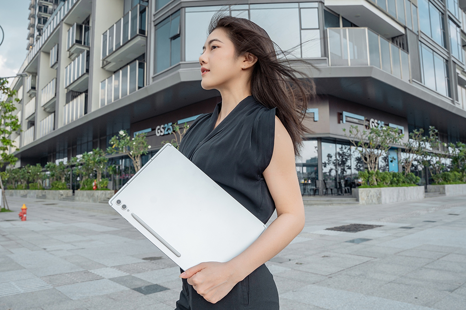 Xử gọn công việc gấp gáp với vài mẹo cực hay trên Galaxy Tab S10 Ultra 