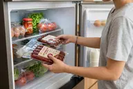 Cách bảo quản lạp xưởng trong tủ lạnh: Hướng dẫn chi tiết cho lạp xưởng tươi và khô