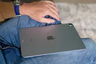 Có nên mua iPad bản 4G không? Khi nào kết nối Cellular thực sự cần thiết cho thói quen sử dụng của bạn?