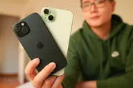 Điện thoại cũ có bị theo dõi không? Những bước kiểm tra cần thực hiện ngay trước khi mua máy