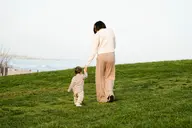 Stt mẹ đơn thân đầy bản lĩnh và yêu thương: Những dòng chia sẻ chạm đến trái tim, để hiểu rằng đơn thân không đồng nghĩa cô đơn