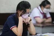 Bỏ học đại học năm nhất thi lại được không? Giải đáp chi tiết và những điều cần cân nhắc