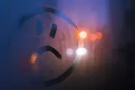 Tổng hợp những dòng caption về đêm buồn giúp bạn bày tỏ nỗi lòng một cách tinh tế