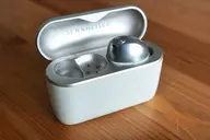 Đánh giá Sennheiser Momentum True Wireless 5: Chồng ồn ANC tốt, âm thanh cân bằng