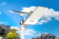 Đèn năng lượng mặt trời Sunhouse dùng thử 7 ngày miễn phí tại FPT Shop