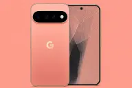 Google vô tình để lộ Pixel 11 Pro, màu Dune mới đầy cuốn hút