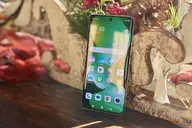 So sánh Galaxy A08 và Xiaomi Redmi Note 15: AMOLED 120 Hz hay trải nghiệm One UI quen thuộc?