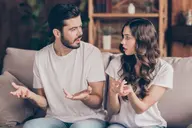 Thanh minh là gì trong giao tiếp? Ý nghĩa, cách dùng và những điều cần lưu ý
