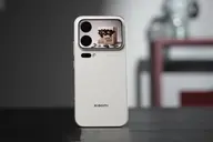 Trên tay Xiaomi 18 Pro: Màn hình phụ thông minh, camera 200 MP, chip Snapdragon 8 Ultra