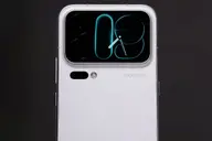 Xiaomi 18 Pro lộ ảnh thực tế: Cụm camera Leica có điểm mới, tele zoom quang học 3,2x