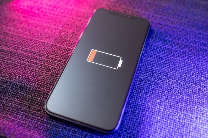 1% pin dùng được bao lâu 1