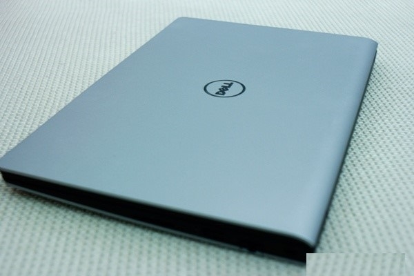 Tổng quan về laptop Dell Inspiron 3137
