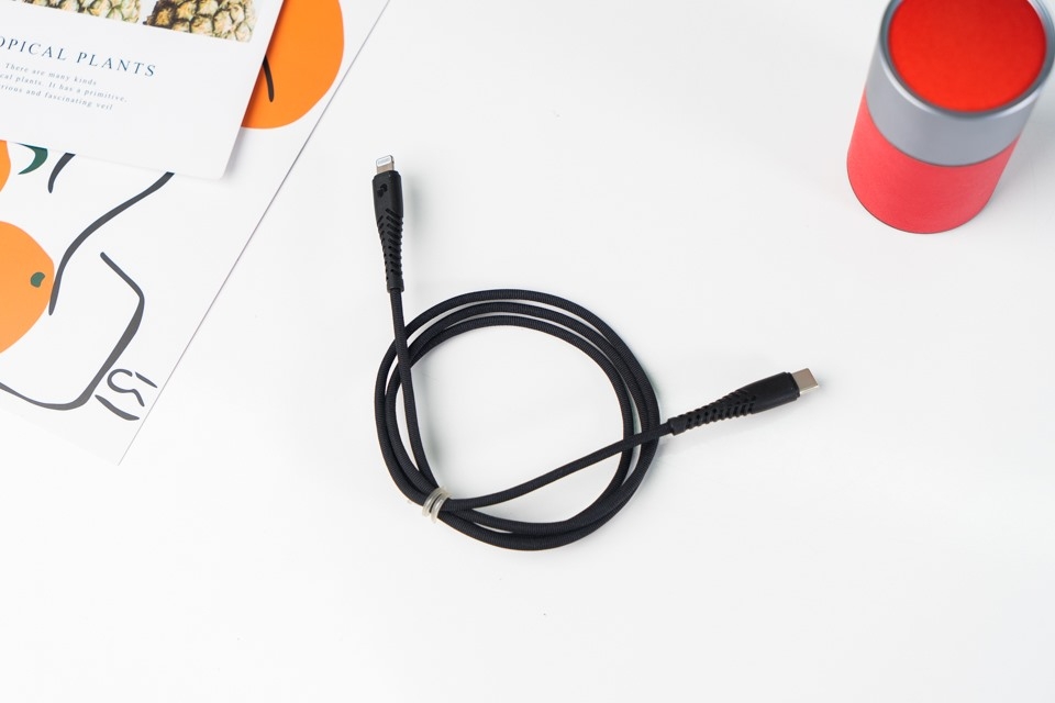 Cáp Sạc UmeTravel MF1 USB-C to Lightning 1m Nylon