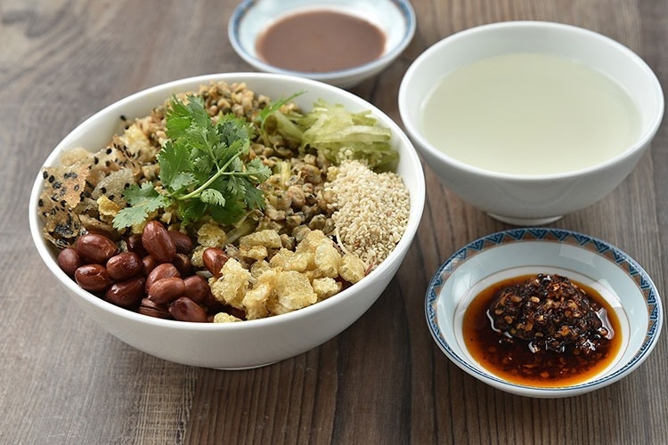 Hướng dẫn cách làm cơm hến chuẩn đặc sản xứ Huế gây thương nhớ