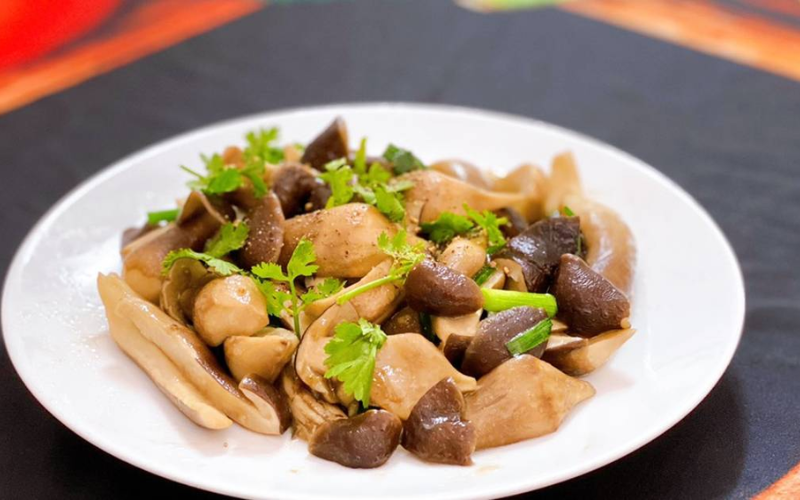 nấm mối xào tỏi chay (ảnh 4)