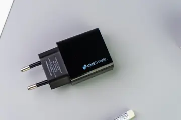 Adapter Sạc 2.1A UMETRAVEL A1