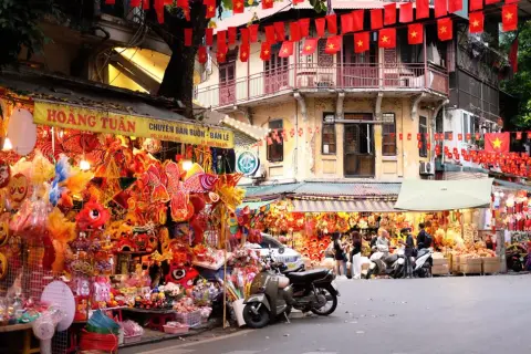 Trung thu nên đi đâu ở Hà Nội 2025? Gợi ý 15 địa điểm vui chơi hấp dẫn