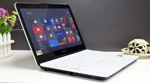 Đánh giá nhanh Sony Vaio FIT SVF1421QSG