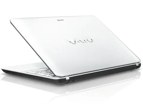 VAIO FIT 15 tầm trung với màn hình HD