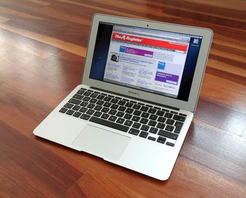 Đánh giá thiết kế của Macbook Air 11 inch 2013