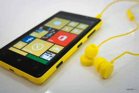 Nokia Lumia 820 chính hãng mua ở đâu tại Việt Nam