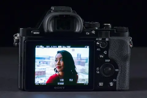 Đánh giá Sony Alpha A7R (Phần 2)