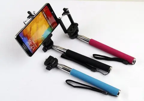 Gậy Selfie bị cấm tại giải ngoại hạng anh do có nguy cơ trở thành vũ khí bạo động